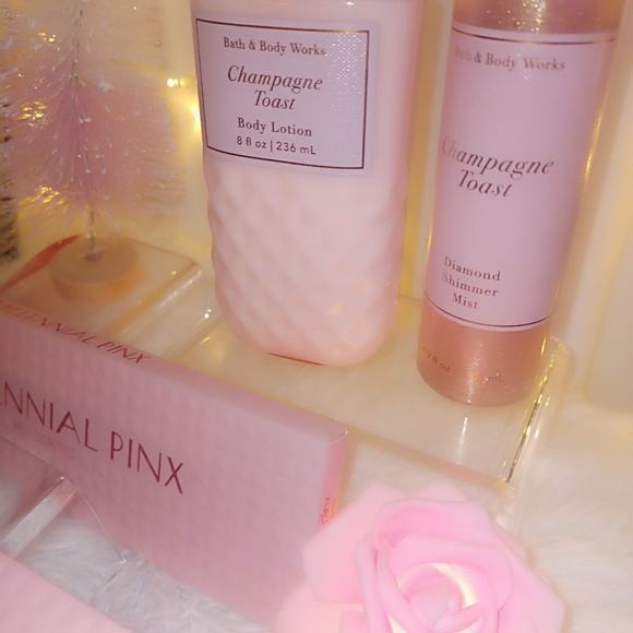 Perfect Pink Gift Set - Picture 1 of 7